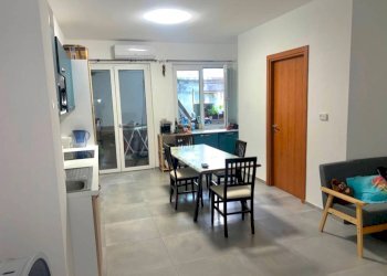 Salone - Two-room apartment via Felice Cavallotti, Cuneo (neighborhood Centro) - photo 3