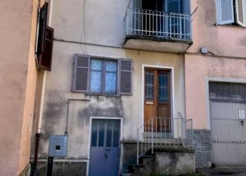 Facciata - Casa indipendente via Duca d'Aosta, 38, Pettinengo - foto 19