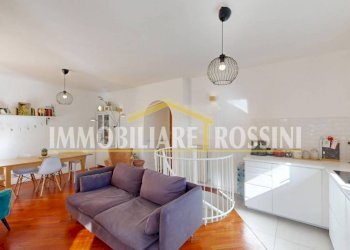 Salone - Three-room apartment via Dionigi Bussola, 2, Varese - photo 6