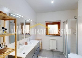 Bagno - Three-room apartment via Dionigi Bussola, 2, Varese - photo 15