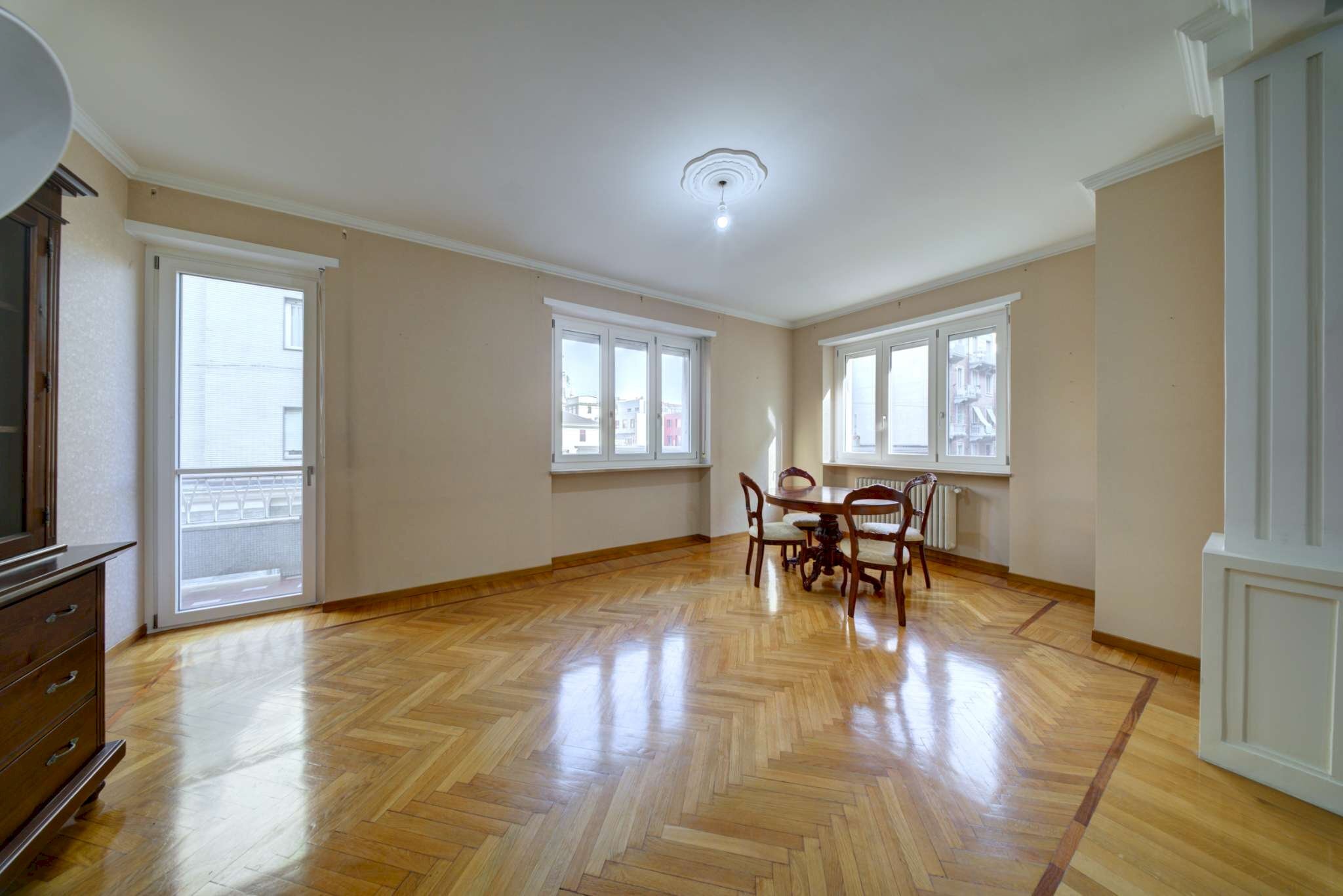 dsc01542_3_4_5_6 - Apartment via Pinelli, 84, Torino (neighborhood San Donato) - photo 2