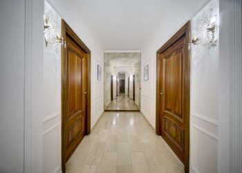 dsc01727_28_29_30_31 - Appartamento via Pinelli, 84, Torino (zona San Donato) - foto 11