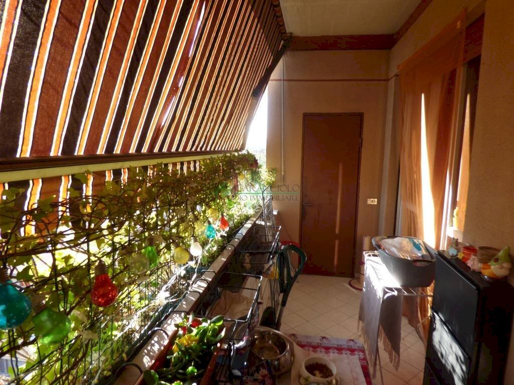 Terrazzo - Three-room apartment via Repubblica, 18, Bollate - photo 2