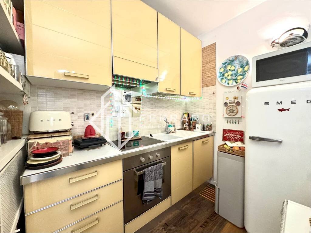 Cucina - Trilocale corso Agostino Ricci, Savona (zona Oltreletimbro) - foto 3