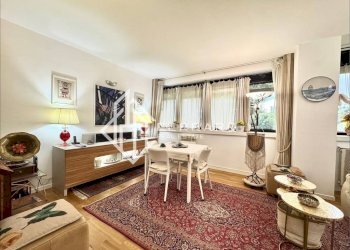 Salone - Three-room apartment corso Agostino Ricci, Savona (neighborhood Oltreletimbro) - photo 4