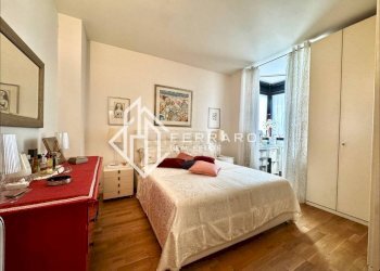 Camera da letto - Trilocale corso Agostino Ricci, Savona (zona Oltreletimbro) - foto 9