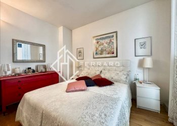 Camera da letto - Trilocale corso Agostino Ricci, Savona (zona Oltreletimbro) - foto 10