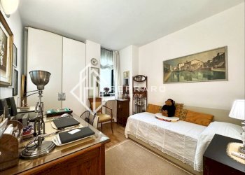 Camera da letto - Three-room apartment corso Agostino Ricci, Savona (neighborhood Oltreletimbro) - photo 16