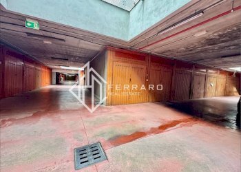 Box auto - Three-room apartment corso Agostino Ricci, Savona (neighborhood Oltreletimbro) - photo 19