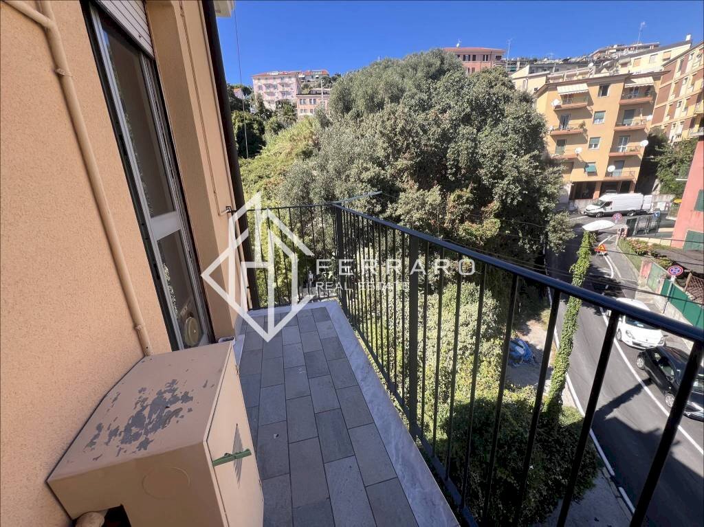 Balcone - Trilocale via Filippo Turati, 1, Savona (zona Villetta) - foto 3