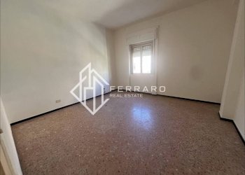 Camera da letto - Trilocale via Filippo Turati, 1, Savona (zona Villetta) - foto 5