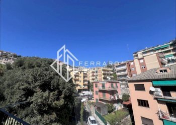 Vista - Trilocale via Filippo Turati, 1, Savona (zona Villetta) - foto 2