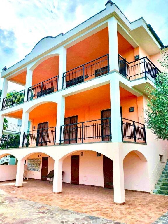 Facciata - Villa Regione Torbora, Noli - foto 2