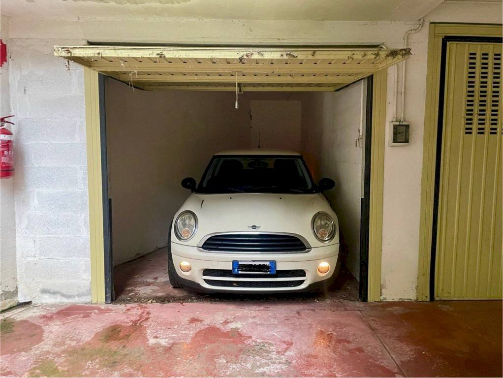 Posto macchina - Box via Angelo Barile, Albissola Marina - foto 2