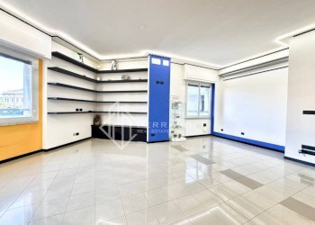 Stanza non arredata - Apartment via Vincenzo e Tommaso Garassino, Savona (neighborhood Centro storico) - photo 11