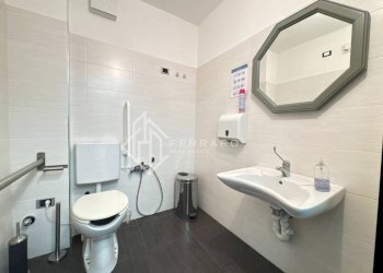 Bagno - Apartment via Vincenzo e Tommaso Garassino, Savona (neighborhood Centro storico) - photo 22