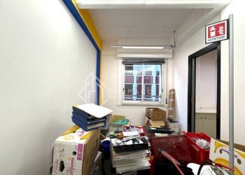 Stanza non arredata - Apartment via Vincenzo e Tommaso Garassino, Savona (neighborhood Centro storico) - photo 31