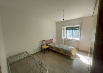 camera da letto - Appartamento Via Papa Giovanni XXIII 27, Chieti - foto 15