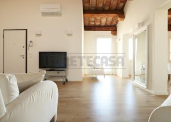 WhatsApp Image 2025-11-06 at 11.30.05 (1).jpeg - Attico Corso Antonio Fogazzaro 43, Vicenza - foto 19