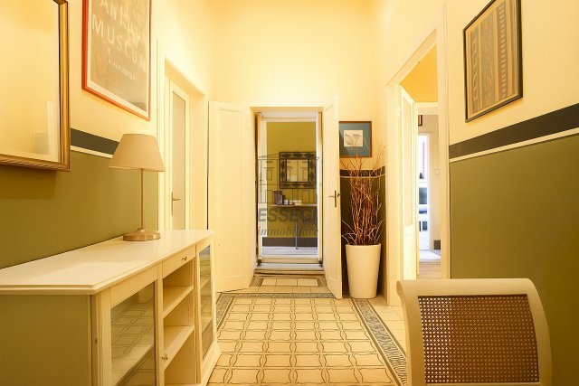 Vendesi appartamento in zona piazza San Michele Lu - Apartment Piazza San Michele 5, Lucca - photo 1