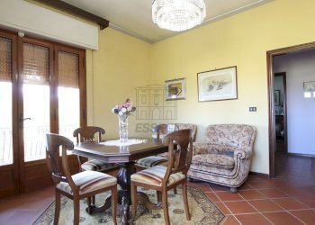 vendesi villetta con giardino privato capannoriIMG - Casa indipendente Via Vecchia Pesciatina in Gragnano, Lucca - foto 4