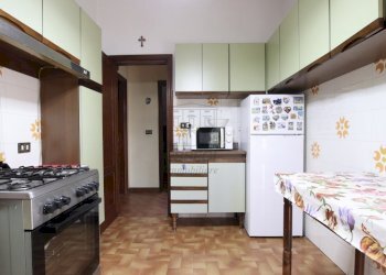 vendesi villetta con giardino privato capannoriIMG - Casa indipendente Via Vecchia Pesciatina in Gragnano, Lucca - foto 24