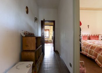 vendesi villetta con giardino privato capannoriIMG - Casa indipendente Via Vecchia Pesciatina in Gragnano, Lucca - foto 29