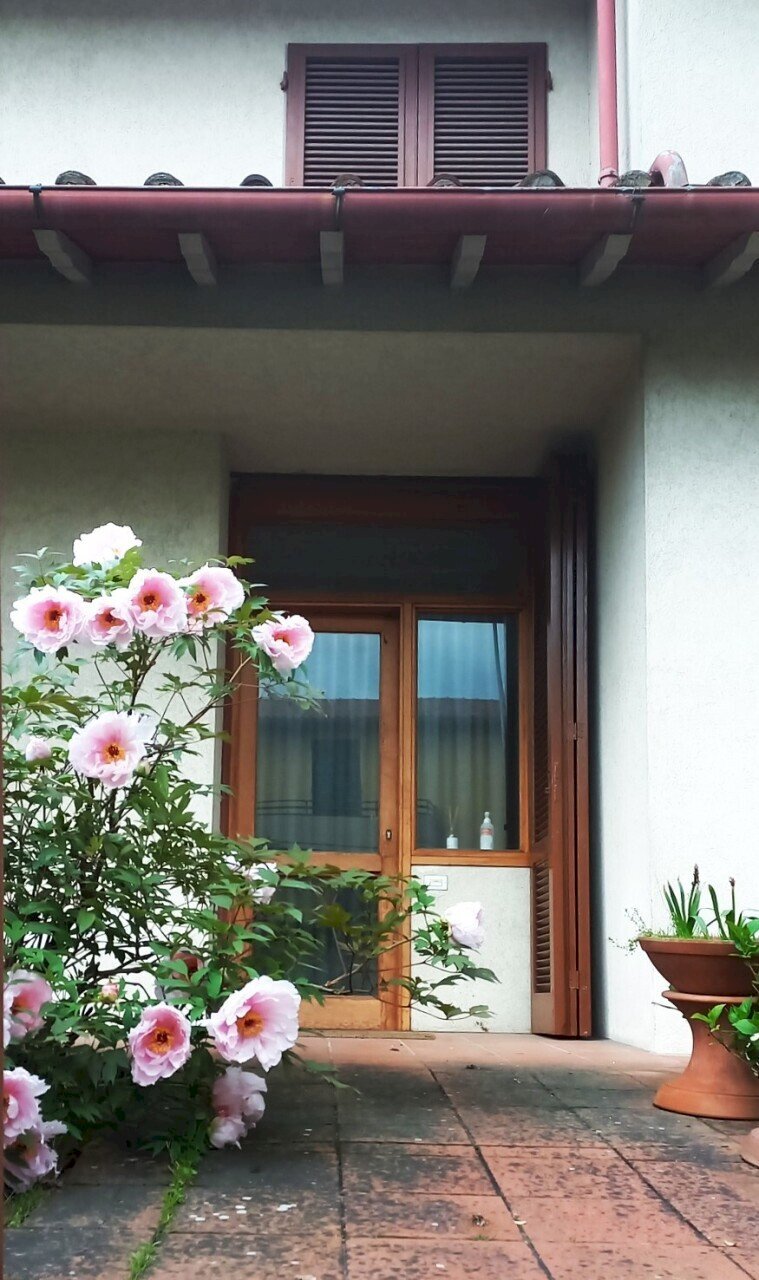 ingresso da strada.jpg - Appartamento Via Alcide de Gasperi, Scarperia e San Piero - foto 2