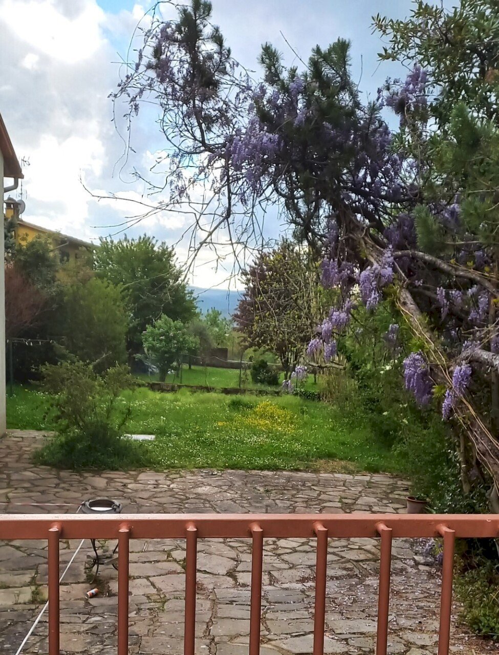 ingresso garage patio e giardino.jpg - Appartamento Via Alcide de Gasperi, Scarperia e San Piero - foto 3