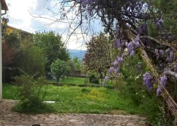 ingresso garage patio e giardino.jpg - Appartamento Via Alcide de Gasperi, Scarperia e San Piero - foto 3