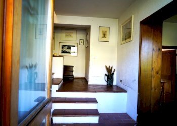 1 ingresso.jpg - Appartamento Via Alcide de Gasperi, Scarperia e San Piero - foto 5