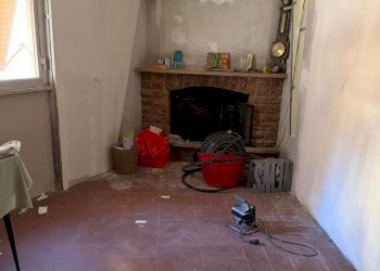 c5947dc0-81c8-4c73-b867-300e05b63d90.jpg - Villa Trifamiliare Via Roma 1, Carrara - foto 8