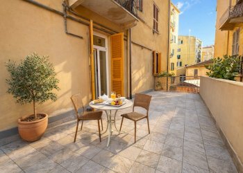 terrazzo_ok.png - Trilocale La Spezia - foto 1