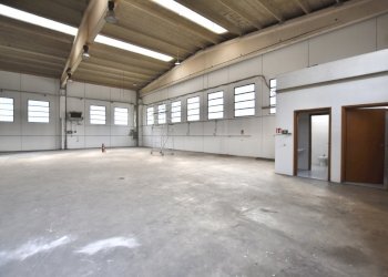 magazzino - Shed Via Amendola 4, San Pietro in Casale - photo 8