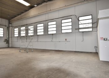 magazzino - Shed Via Amendola 4, San Pietro in Casale - photo 12