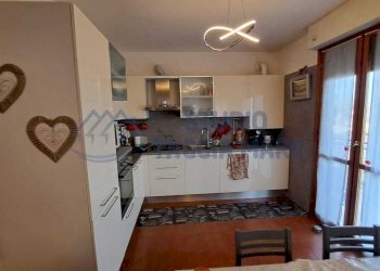 Immagine WhatsApp 2025-11-06 ore 15.15.35_80df2122 - Trilocale Via Primavera, Riva Ligure - foto 2