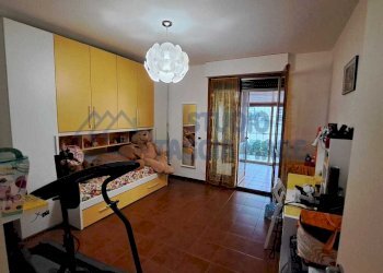 Immagine WhatsApp 2025-11-06 ore 15.15.33_6c5c4603 - Trilocale Via Primavera, Riva Ligure - foto 9