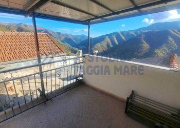 Immagine WhatsApp 2025-11-06 ore 15.44.35_591f6fdc - Porzione di casa Via Roma 40, Molini di Triora - foto 7