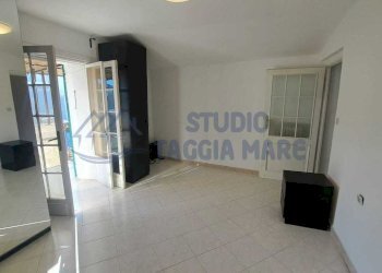 Immagine WhatsApp 2025-11-06 ore 15.44.31_00fbf443 - Porzione di casa Via Roma 40, Molini di Triora - foto 10