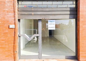 WhatsApp Image 2025-11-07 at 10.56.03 (2).jpeg - Locale Commerciale Via Rimembranze, Amelia - foto 2