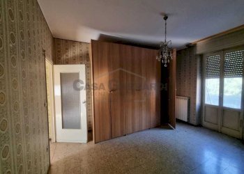 WhatsApp Image 2025-11-13 at 14.32.04.jpeg - Trilocale Via Roma, Zogno - foto 13