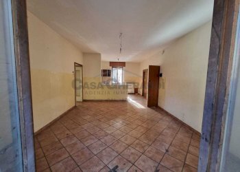 WhatsApp Image 2025-11-13 at 14.32.17.jpeg - Trilocale Via Roma, Zogno - foto 19