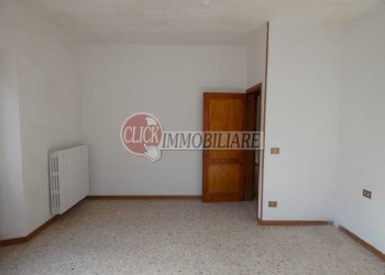 P1090591.JPG - Appartamento Borgo San Lorenzo - foto 15