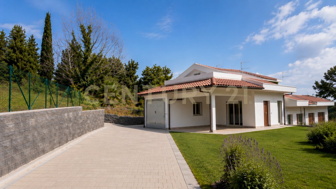 1C9FEA95-C28C-4E1D-BEC4-B30ECBF69869 - Casa indipendente Via Scuderi 5F, Viagrande - foto 2