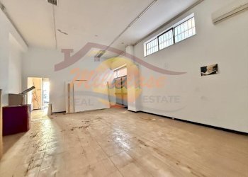 70dbd3b0-f2c7-47d0-a3b6-6e89e75a2844.jpeg - Locale Commerciale Viale Zecchino, Siracusa - foto 16