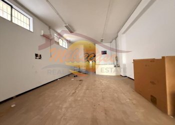 51048510-d200-401c-a2f2-4d90b2432e73.jpeg - Locale Commerciale Viale Zecchino, Siracusa - foto 24