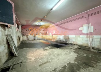 86b9dd0c-8616-43e6-8624-e3e5c9f023a5.jpeg - Locale Commerciale Viale Zecchino, Siracusa - foto 11