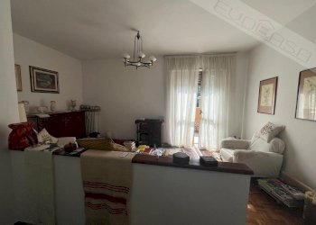 Appartamento piazza Guglielmo , Perosa Argentina - foto 2