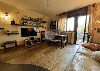 Four-room apartment Via Andezeno, Torino (neighborhood Bertolla) - photo 1