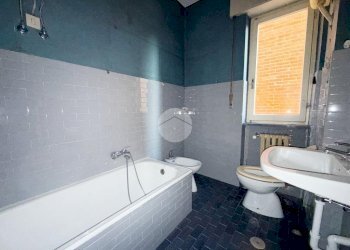 Appartamento Viale Papa Giovanni XXIII, Ivrea - foto 16